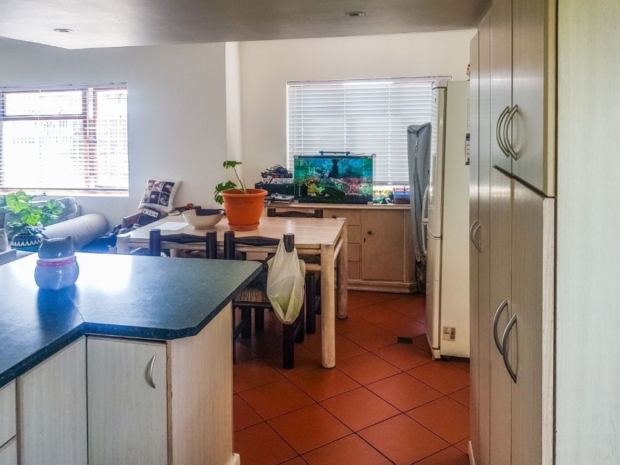 To Let 3 Bedroom Property for Rent in Bothasig Western Cape